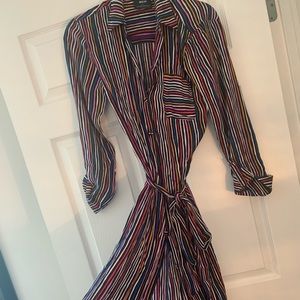 Size 4 Anthropologie dress, never worn🥺